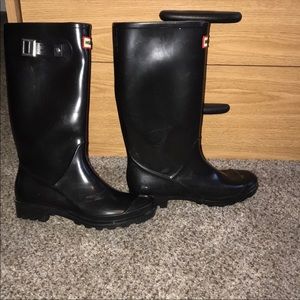 Hunter black boots